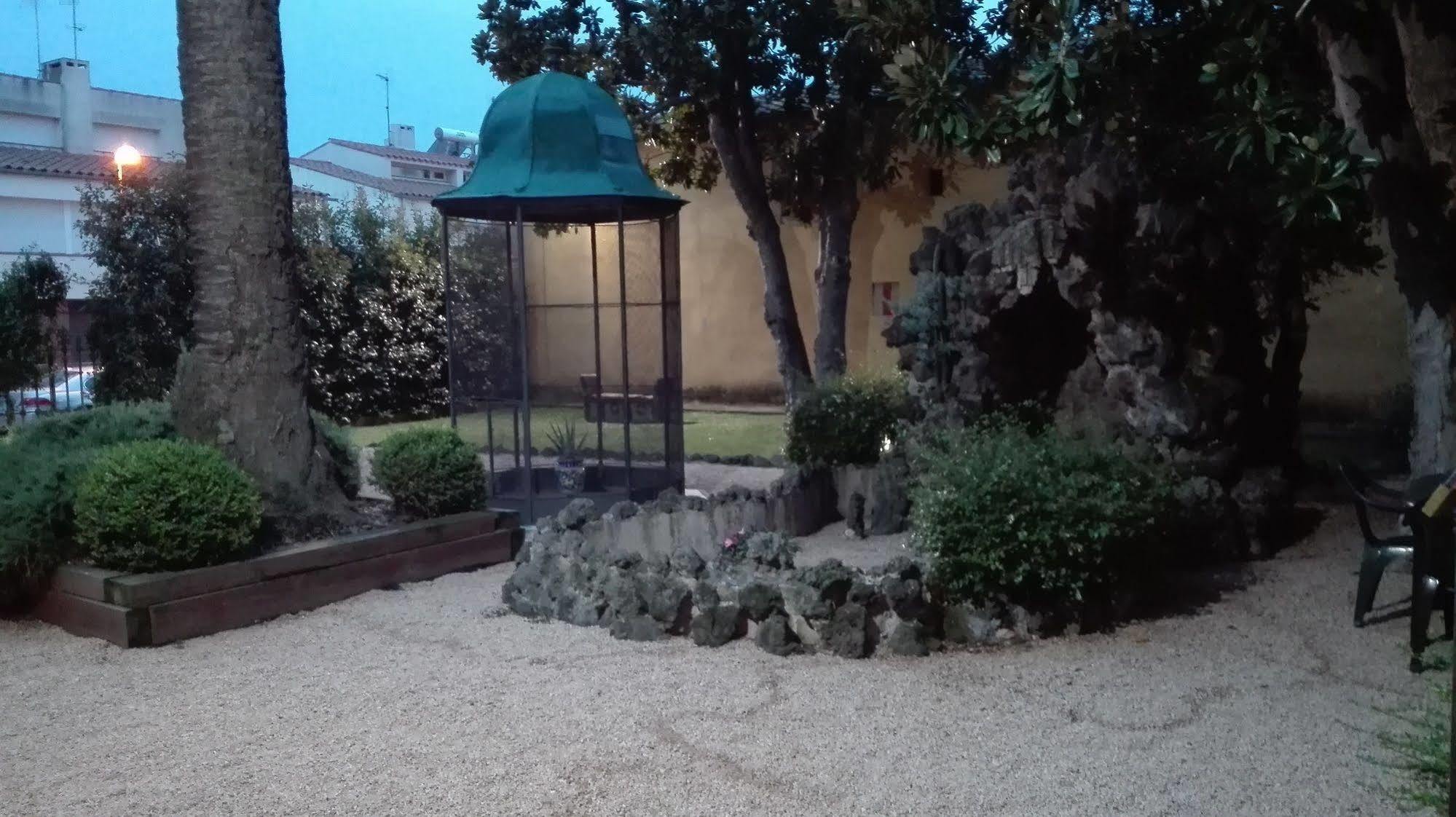 Aparthotel Can Gallart Santa Coloma de Farners Kültér fotó